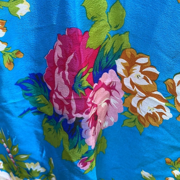 Club Echo Floral Turquoise Silk Scarf - Picture 3 of 8